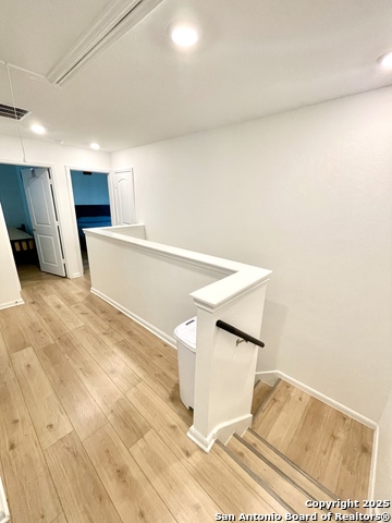 Image 19 of 38 For 10829 Emerick St