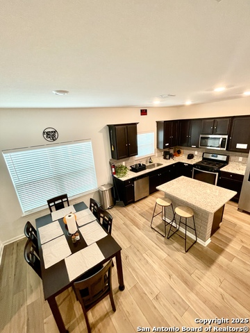 Image 30 of 38 For 10829 Emerick St