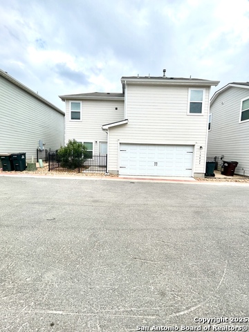 Image 35 of 38 For 10829 Emerick St