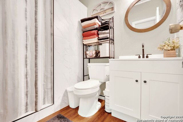 Image 17 of 46 For 498 Private Road 4222