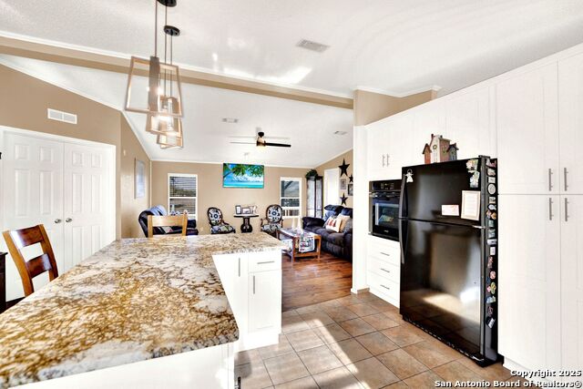 Image 27 of 46 For 498 Private Road 4222