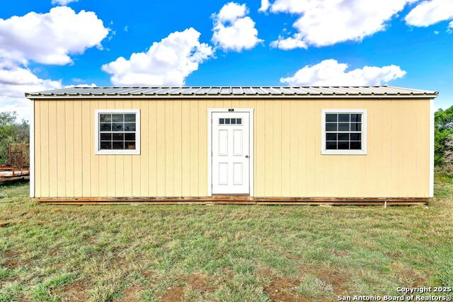 Image 36 of 46 For 498 Private Road 4222