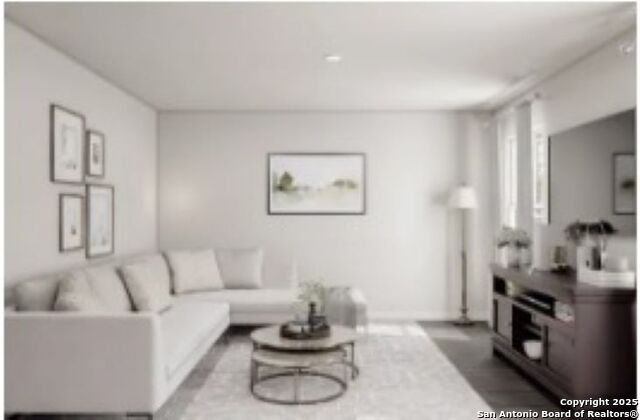 Image 5 of 6 For 301 Mariposa Circle