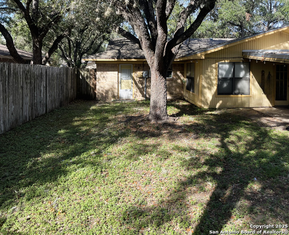 Image 15 of 15 For 1404 Inez  