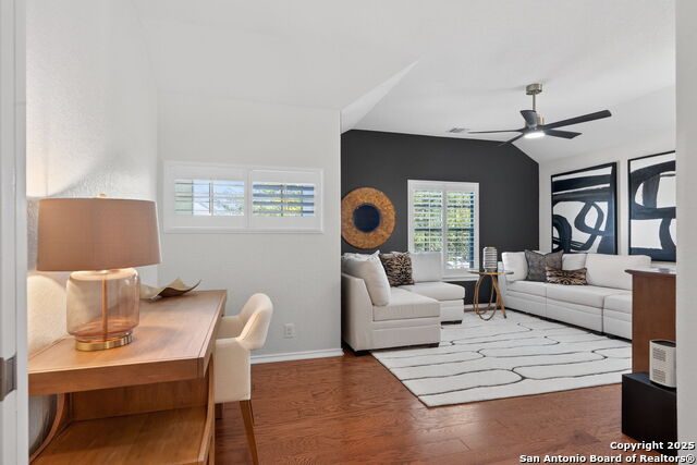 Image 25 of 27 For 10346 Elizabeth