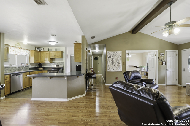 Image 10 of 33 For 8315 Ozark