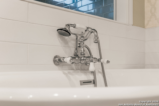 Image 30 of 59 For 90 Mossy Cup