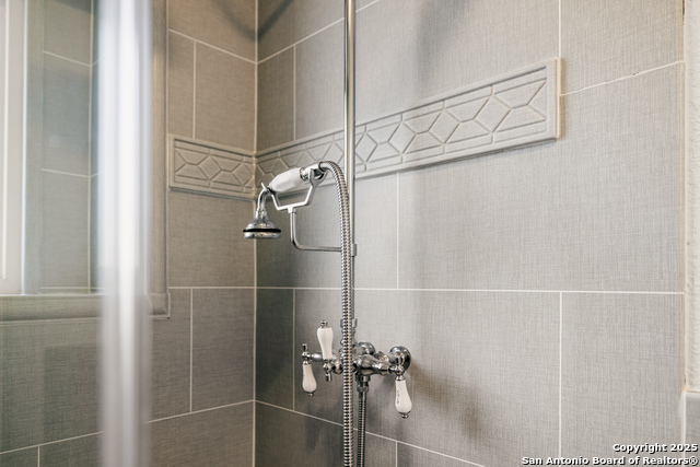 Image 35 of 59 For 90 Mossy Cup