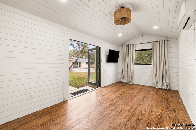 Image 49 of 59 For 90 Mossy Cup