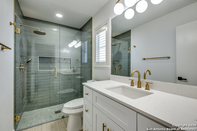 Listing photo id 12 for 10019 Astronaut Dr