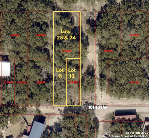 Listing photo id 1 for 964 10th  