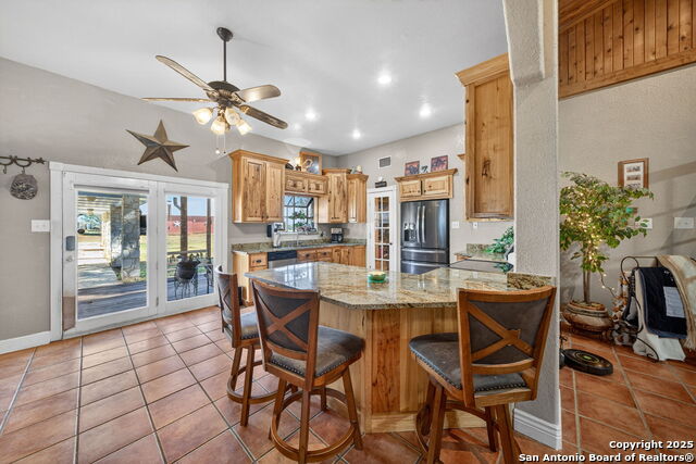 Image 12 of 50 For 615 Fairview