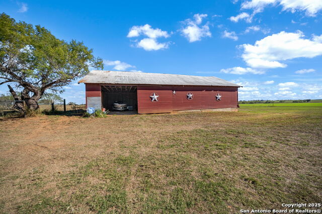 Image 49 of 50 For 615 Fairview