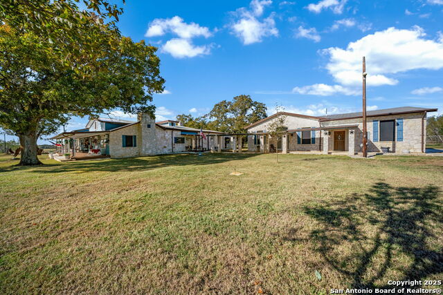 Image 5 of 50 For 615 Fairview