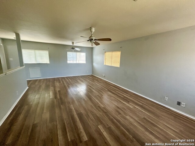 Image 6 of 13 For 219 Mallow Grv