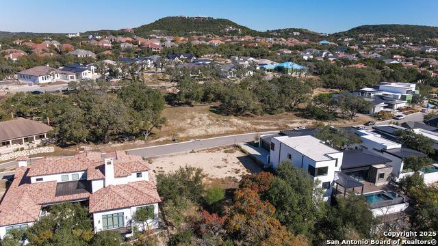 Image 26 of 41 For 24623 Cliff Line