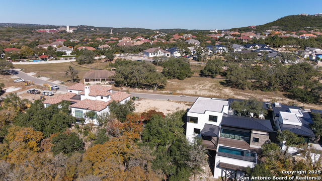 Image 28 of 41 For 24623 Cliff Line