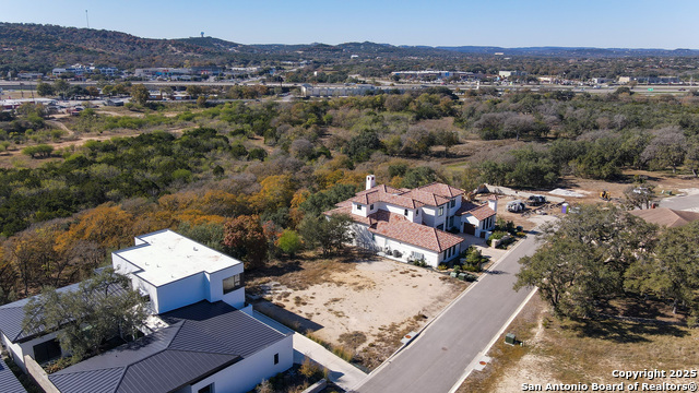 Image 34 of 41 For 24623 Cliff Line