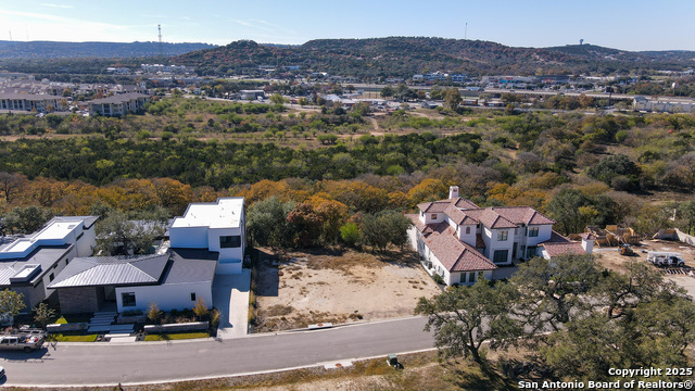 Image 37 of 41 For 24623 Cliff Line