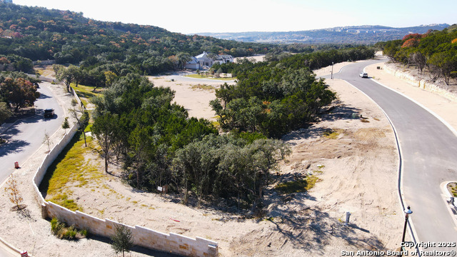 Image 13 of 43 For 21350 Treetop Terrace