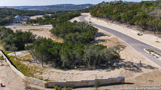 Image 14 of 43 For 21350 Treetop Terrace