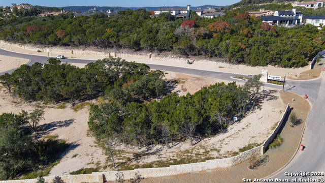 Image 17 of 43 For 21350 Treetop Terrace