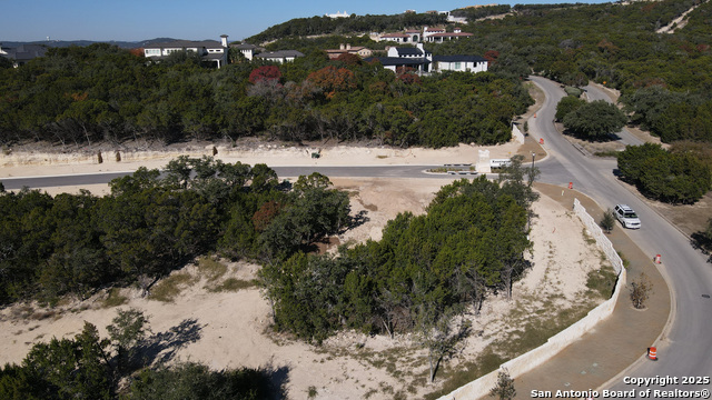 Image 19 of 43 For 21350 Treetop Terrace