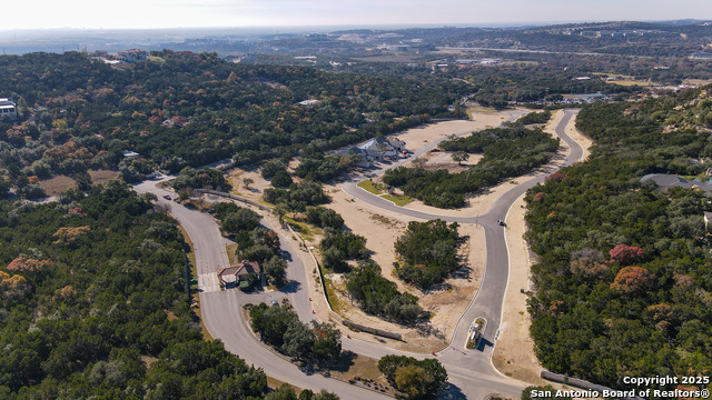 Image 36 of 43 For 21350 Treetop Terrace