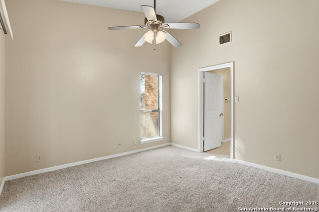 Image 17 of 25 For 4839 Brandeis  121