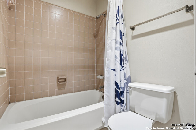 Image 19 of 25 For 4839 Brandeis  121