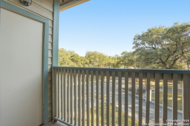 Image 22 of 25 For 4839 Brandeis  121