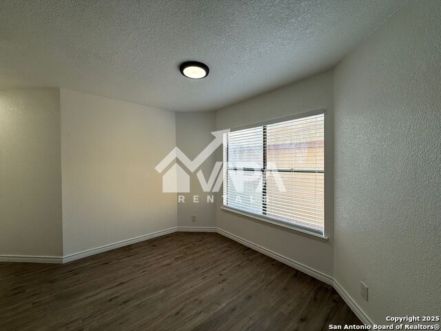 Image 2 of 12 For 4135 Sunrise Glade Dr