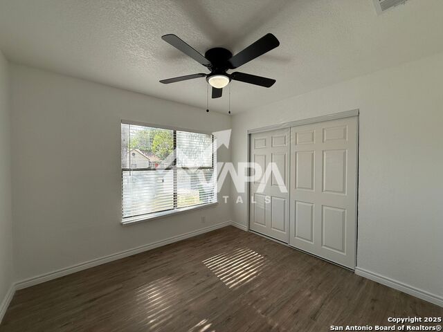 Image 9 of 12 For 4135 Sunrise Glade Dr