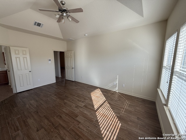 Image 11 of 39 For 10226 Homburg Ranch N