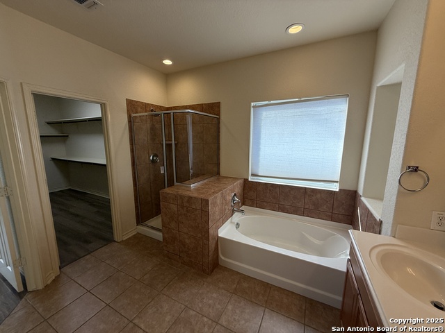 Image 14 of 39 For 10226 Homburg Ranch N