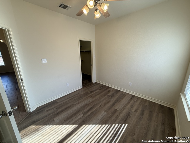 Image 17 of 39 For 10226 Homburg Ranch N