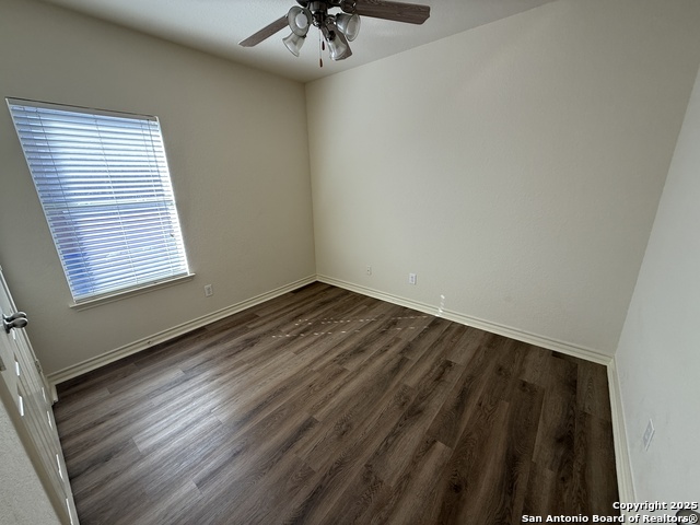 Image 20 of 39 For 10226 Homburg Ranch N