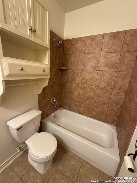 Image 24 of 39 For 10226 Homburg Ranch N