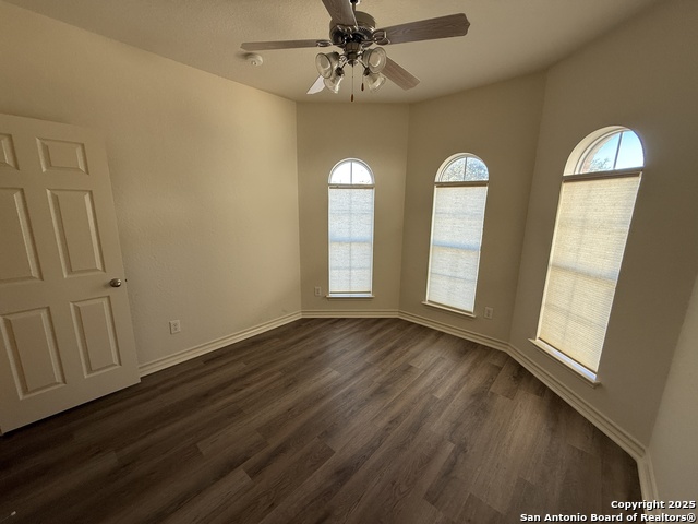 Image 27 of 39 For 10226 Homburg Ranch N