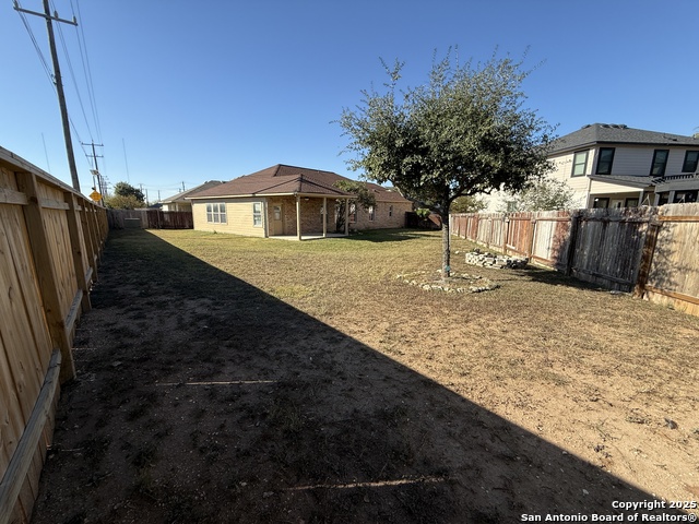 Image 32 of 39 For 10226 Homburg Ranch N