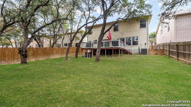 Listing photo id 16 for 17342 Irongate Rail