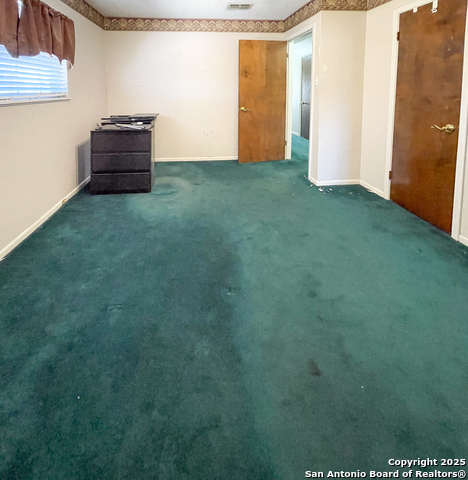 Image 40 of 51 For 1800 Jones