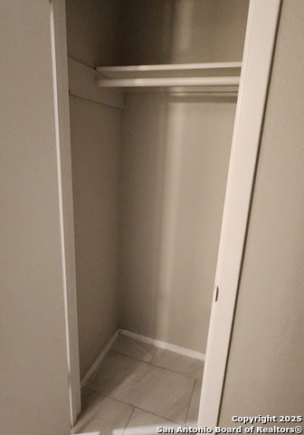 Image 13 of 23 For 3401 Cliffside