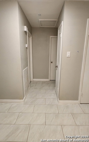 Image 16 of 23 For 3401 Cliffside