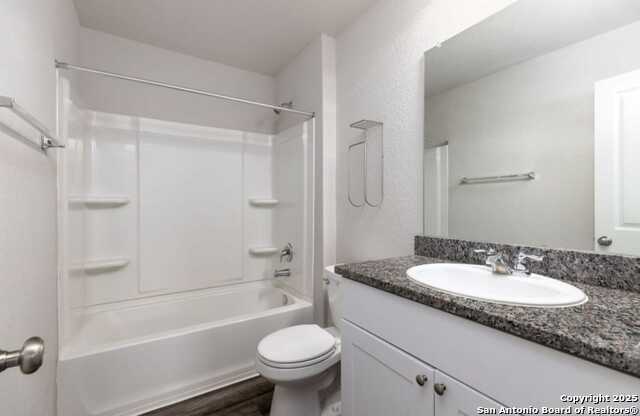 Image 16 of 18 For 5910 Lady Lane