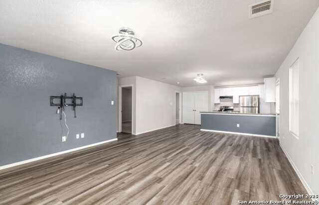 Image 6 of 18 For 5910 Lady Lane