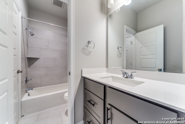 Image 23 of 26 For 24237 Downhill Lie