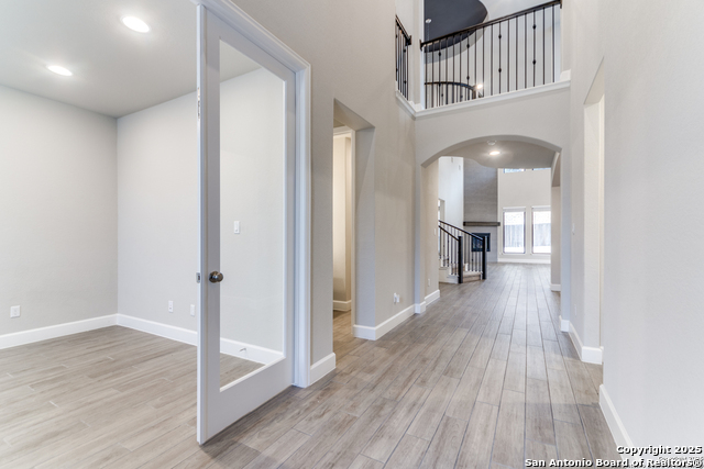 Image 3 of 26 For 24237 Downhill Lie