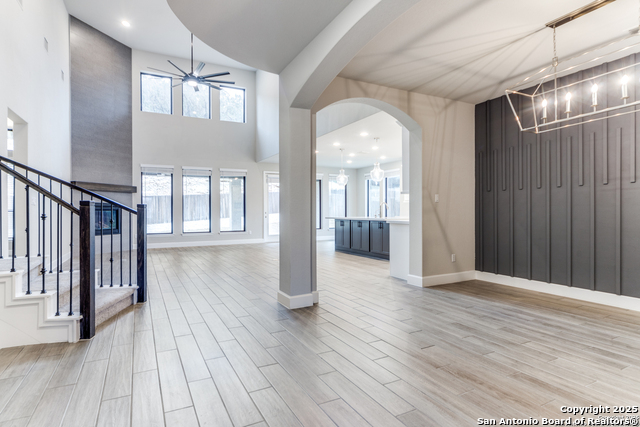 Image 5 of 26 For 24237 Downhill Lie