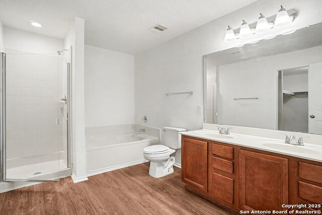 Image 11 of 27 For 14707 Boltmore